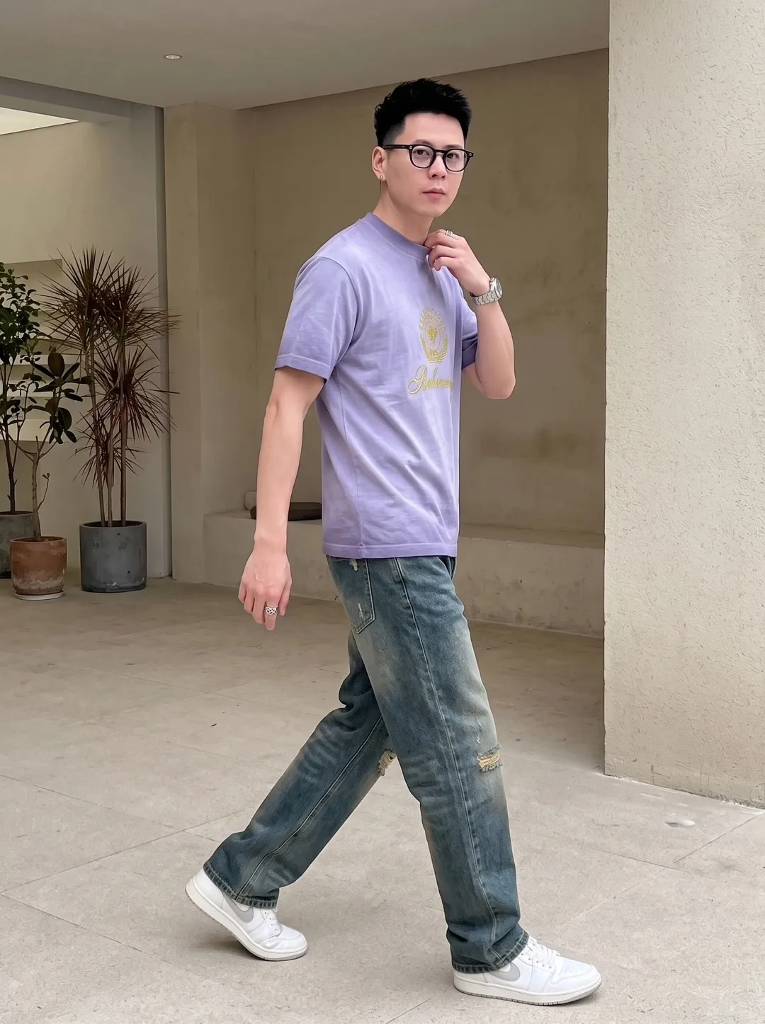 P90✨🔥 [balenciaga] 2026FW Paris embroidered letter short-sleeved T-shirt Premium 26s double yarn 300g fabric, washed with sprayed horsetail, distressed and frayed Color: washed brown, washed Purple, washed Gray Size: S M L XL 2XL